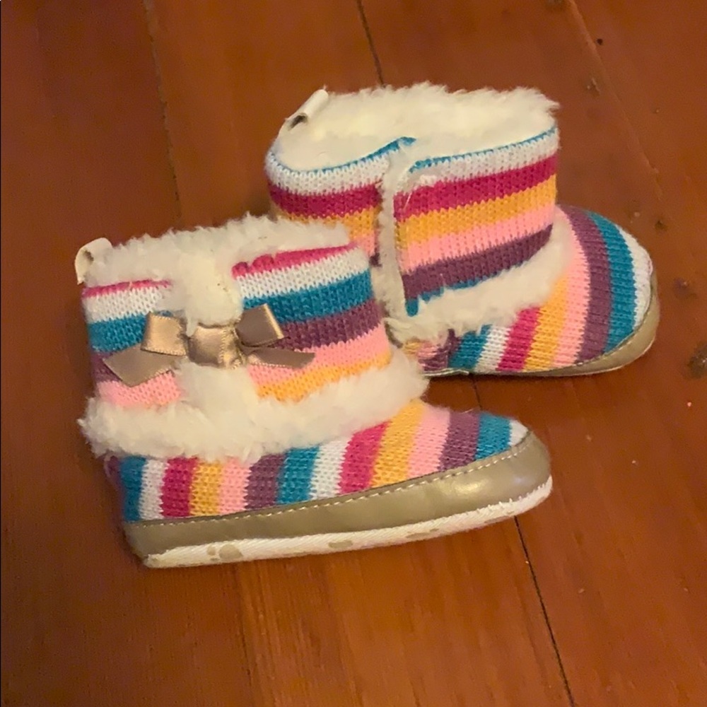 Multicolored baby boots Velcro closed